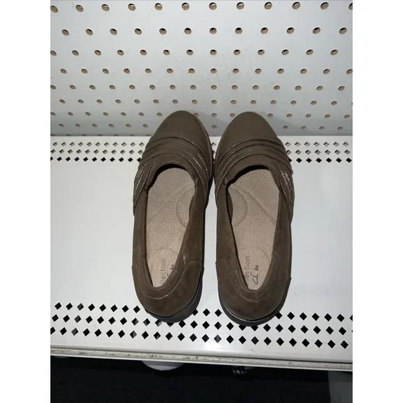 NWOT Clarks Size 8 Comfort Slip-On Women's Loafer in Metallic Brown/Bronze - Picture 2 of 8